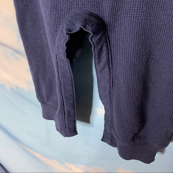 Levi’s- Navy Blue Long Sleeve Onesie size 18M - Picture 6 of 13